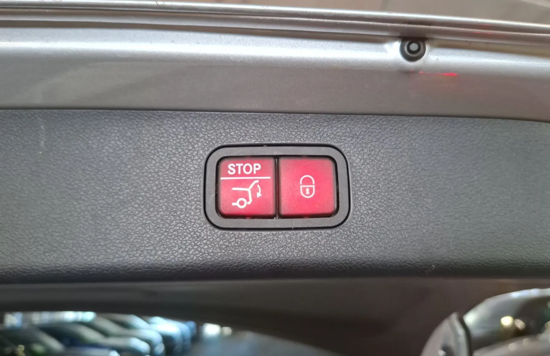 Zunanja slika - Mercedes-Benz E-Razred - E 300 e T Avantgarde Avt. - 14