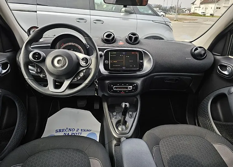 Zunanja slika - Smart Smart forfour - forfour EQ electric drive  82 KM PARKsenz|LED|gretjeSEDEŽEV - 8