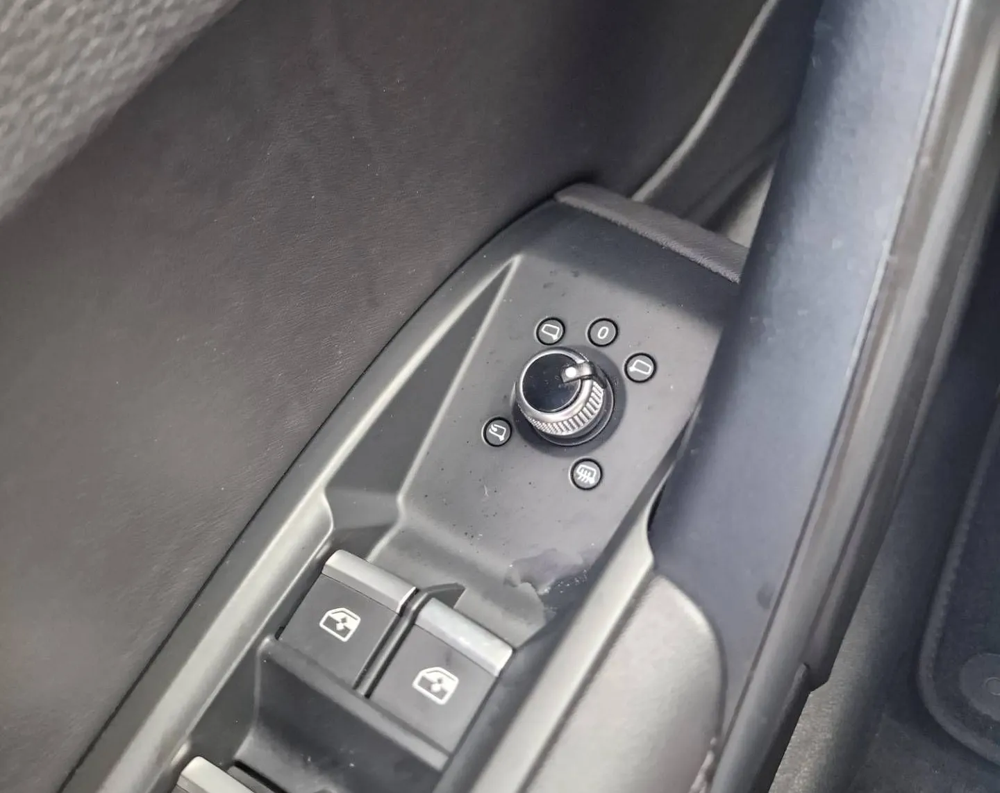Notranja slika - Audi Q5 - quattro 2.0 TDI 190ps 161.000km KOT NOV - 10