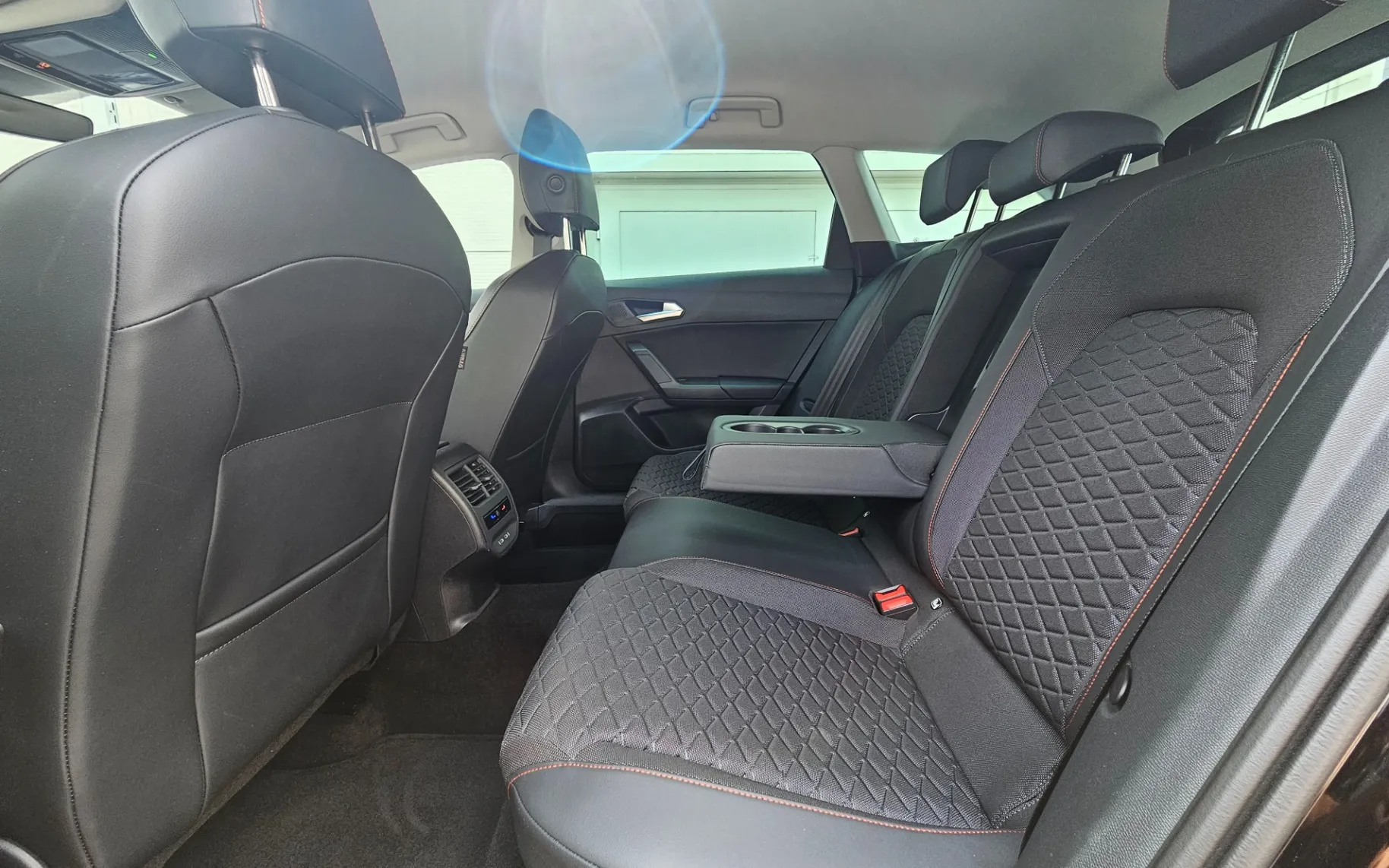 Zunanja slika - Seat Leon - 2.0 TDI DSG FR - 10
