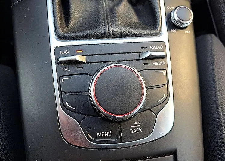 Zunanja slika - Audi A3 - 2.0 TDI-LED-BIXENON-ABT LOOK-KOT NOV-ODLIČEN... - 12