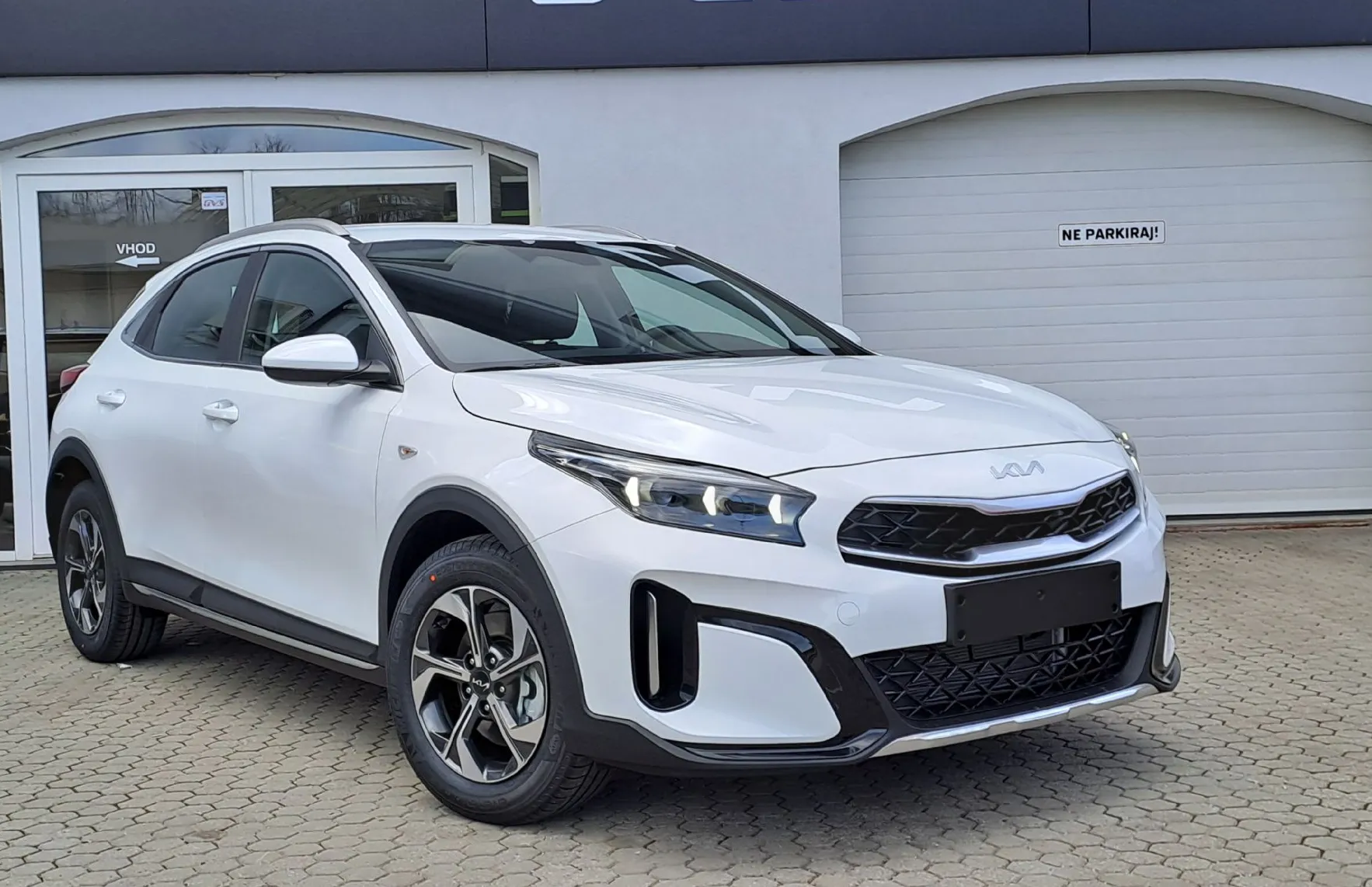 Zunanja slika - KIA XCeed - 1.6 T-GDi EX SMART ISG.7DCT 110.3 kW - 2