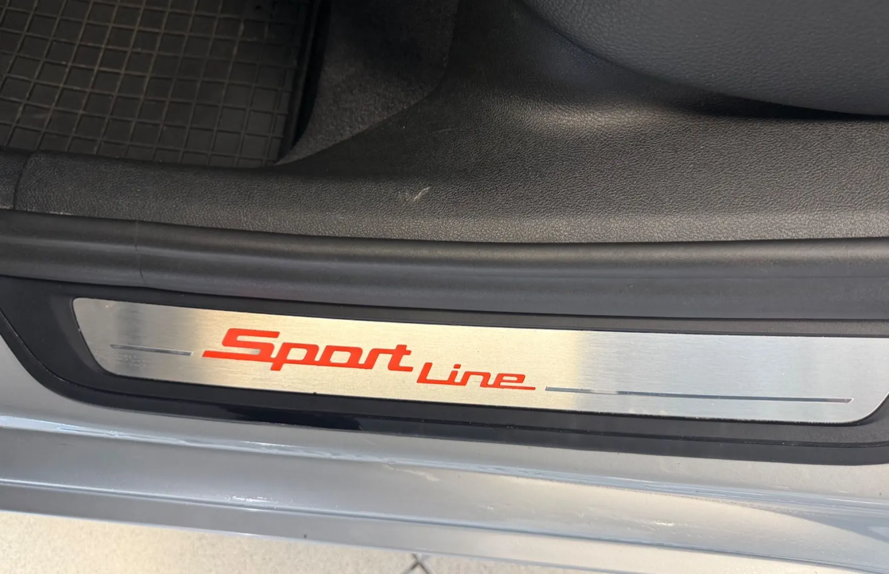 Zunanja slika - BMW Serija 5 - Touring: 520d xDrive Touring Avt. SPORT LINE-LED-NAVI-PA - 17