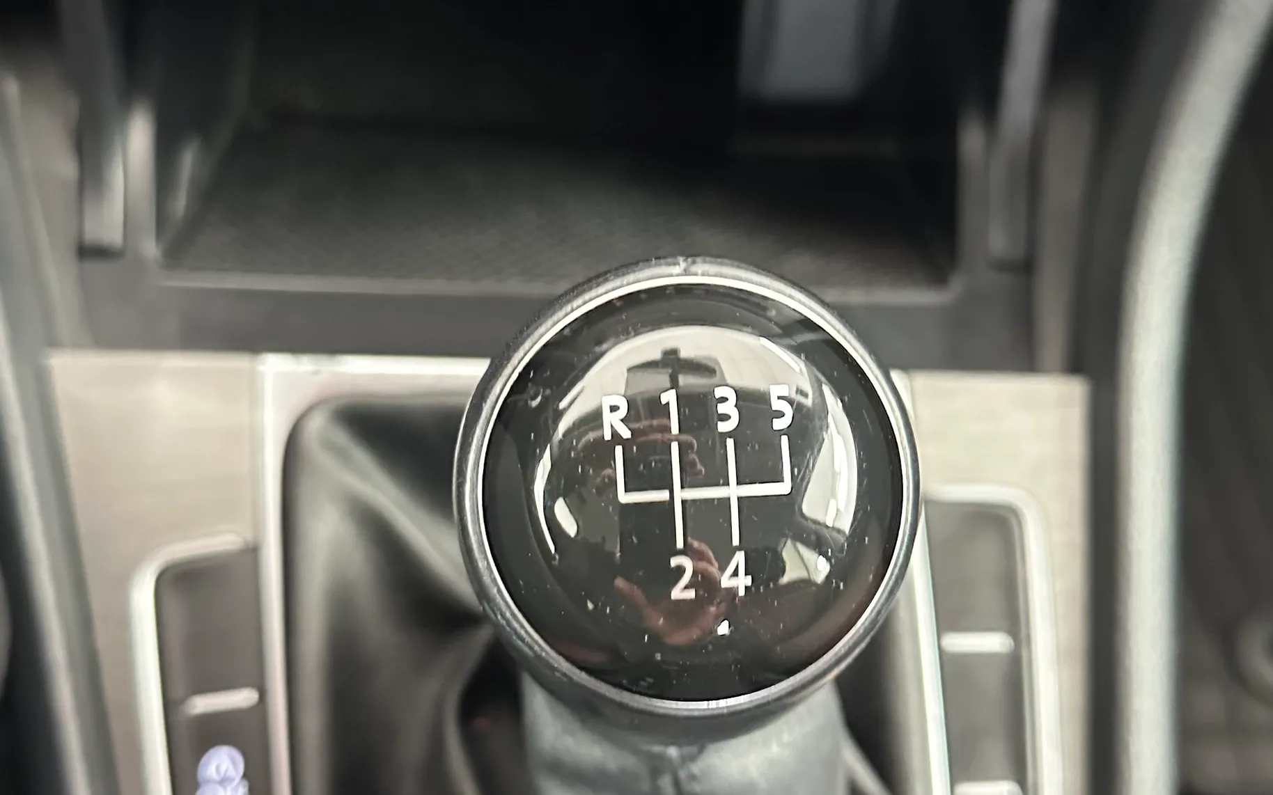 Zunanja slika - Volkswagen Golf - 1.6 TDI BMT,SLOVENSKI,166.000 KM,PRVI LASTNIK, - 8