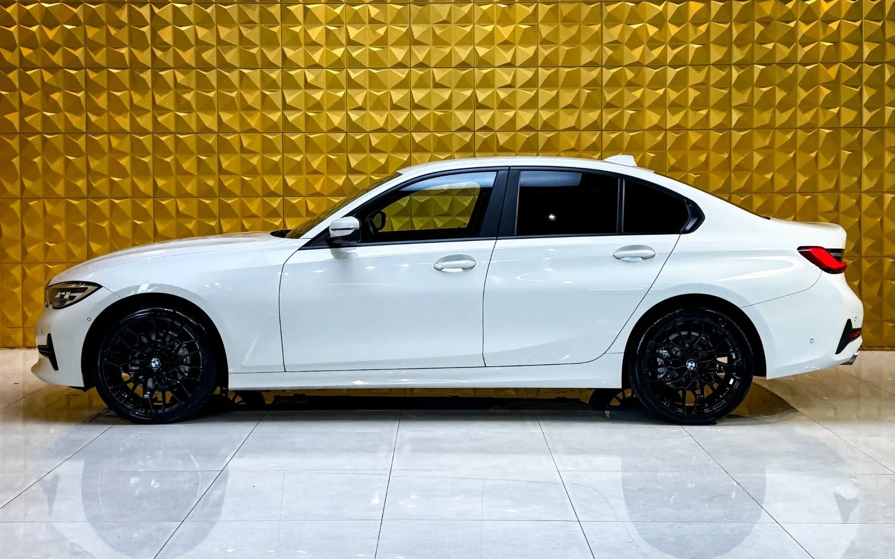 Zunanja slika - BMW serija 3: - 320d xDrive AUT.-KAMERA-GRETJE-EL PRTLJAZNIK - 6