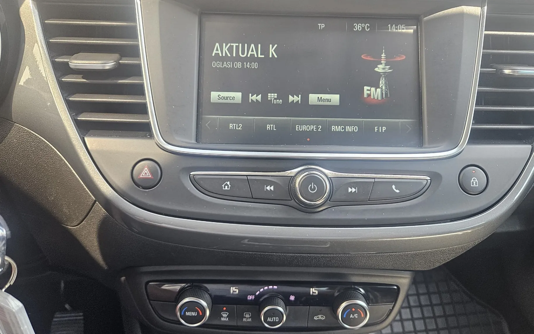 Zunanja slika - Opel Crossland X - 1,2 Turbo - Elegance - 8