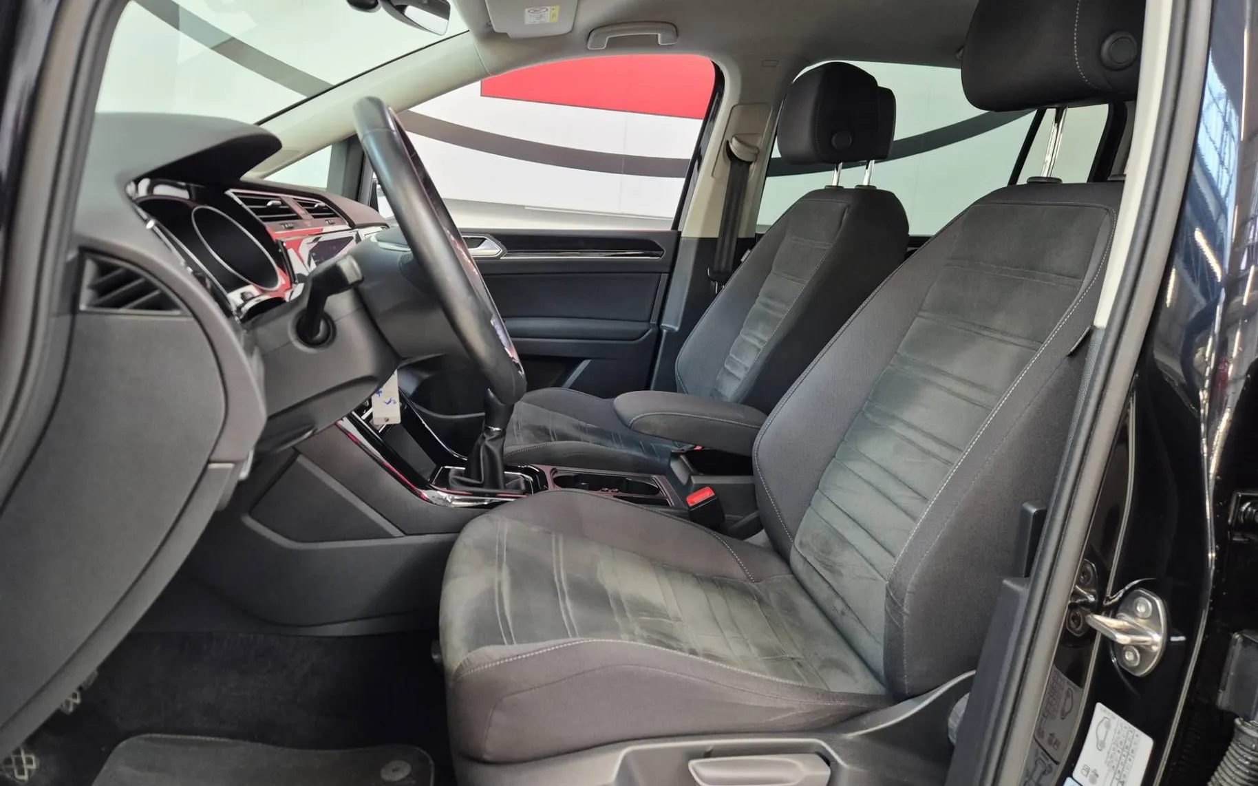 Zunanja slika - Volkswagen Touran - 1.6 TDI BMT R-Line - 5