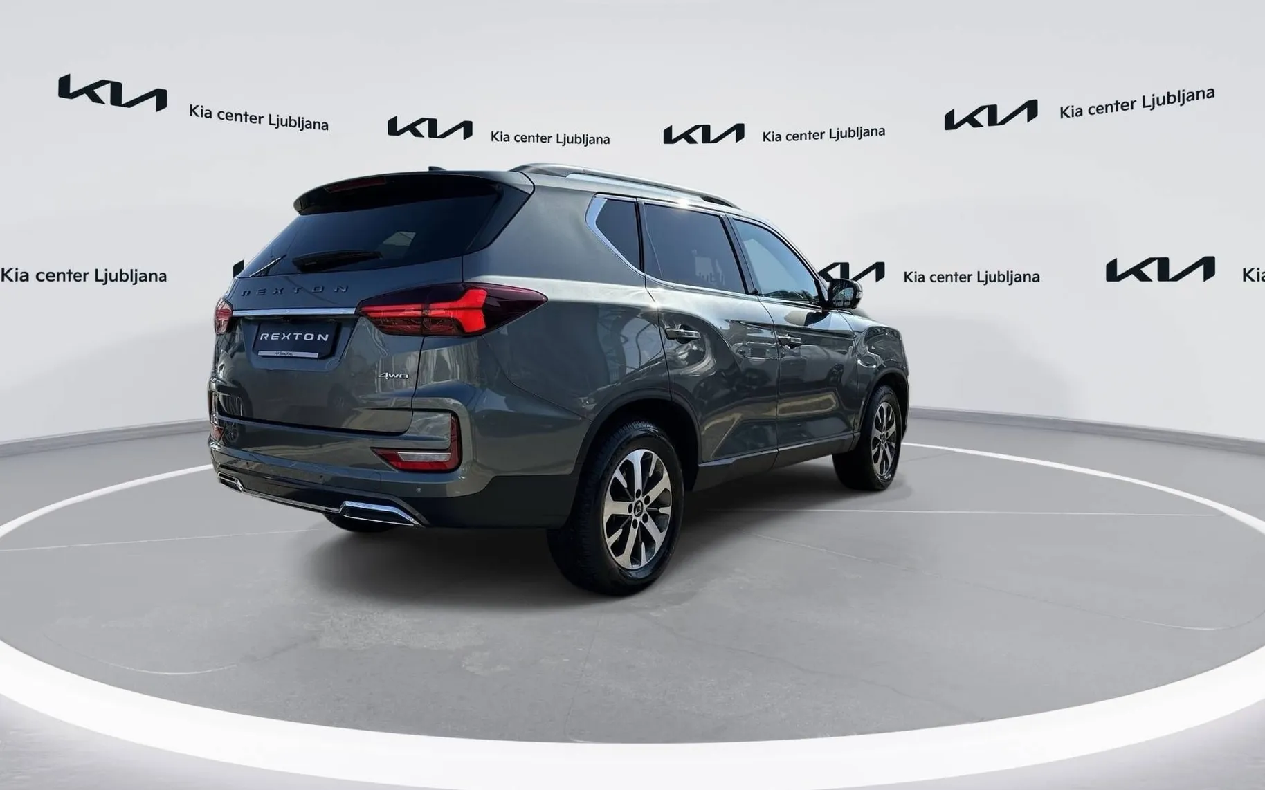 Zunanja slika - KG Mobility Rexton - 2.2 XDI LIMITED+ 4x4 AT - 5