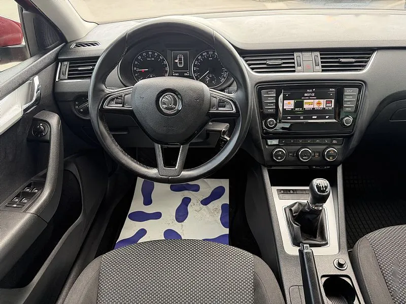 Zunanja slika - Škoda Octavia - 1.6 TDI 81 kW - SLO. - 1. LASTNIK - - 11