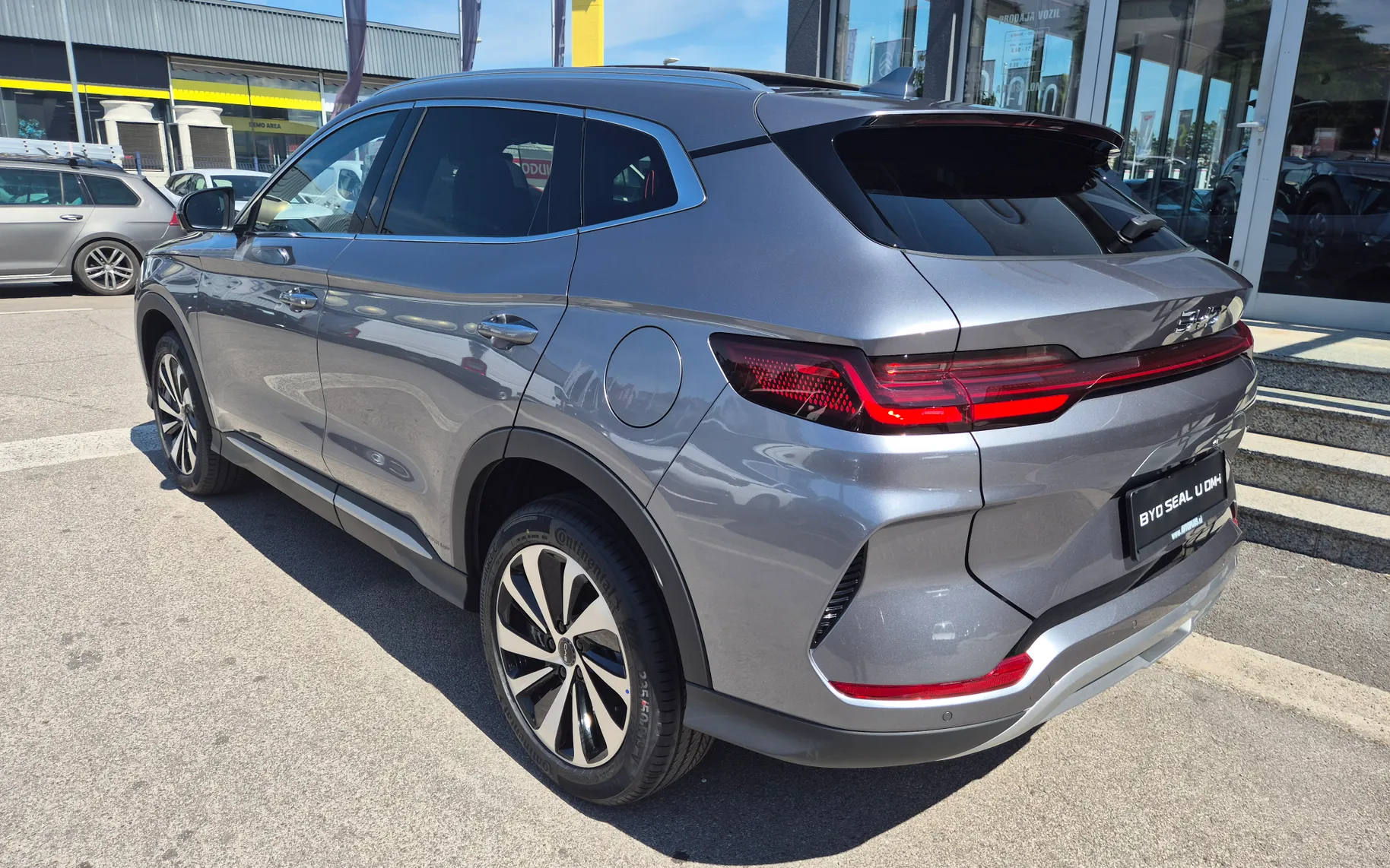 Zunanja slika - BYD SEAL U - U DM-i BOOST PHEV domet 1080km - NA ZALOGI - 3