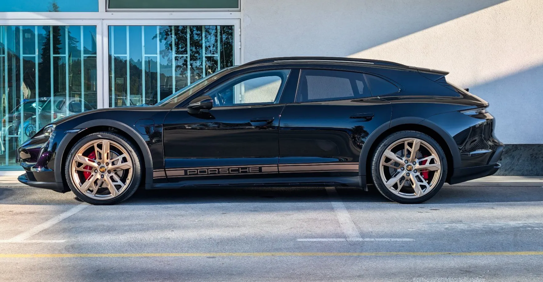 Zunanja slika - Porsche Taycan Cross Turismo - 4S Sport Chrono 360kamera PDLS+ Bose Panoram - 8