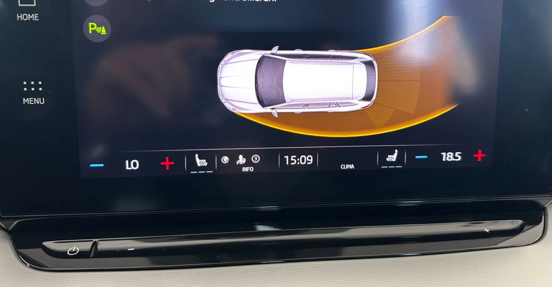 Zunanja slika - Škoda Octavia - Combi 2.0 TDI Style DSG.NEMŠKI.LED.NAVI.GRE.SEDEŽE - 15