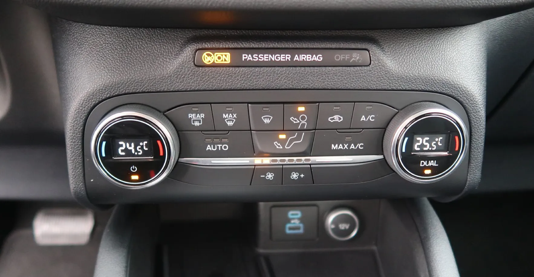 Zunanja slika - Ford Kuga - 2.5 PHEV 225 Titanium-NAVI-ALU-PDC - 18