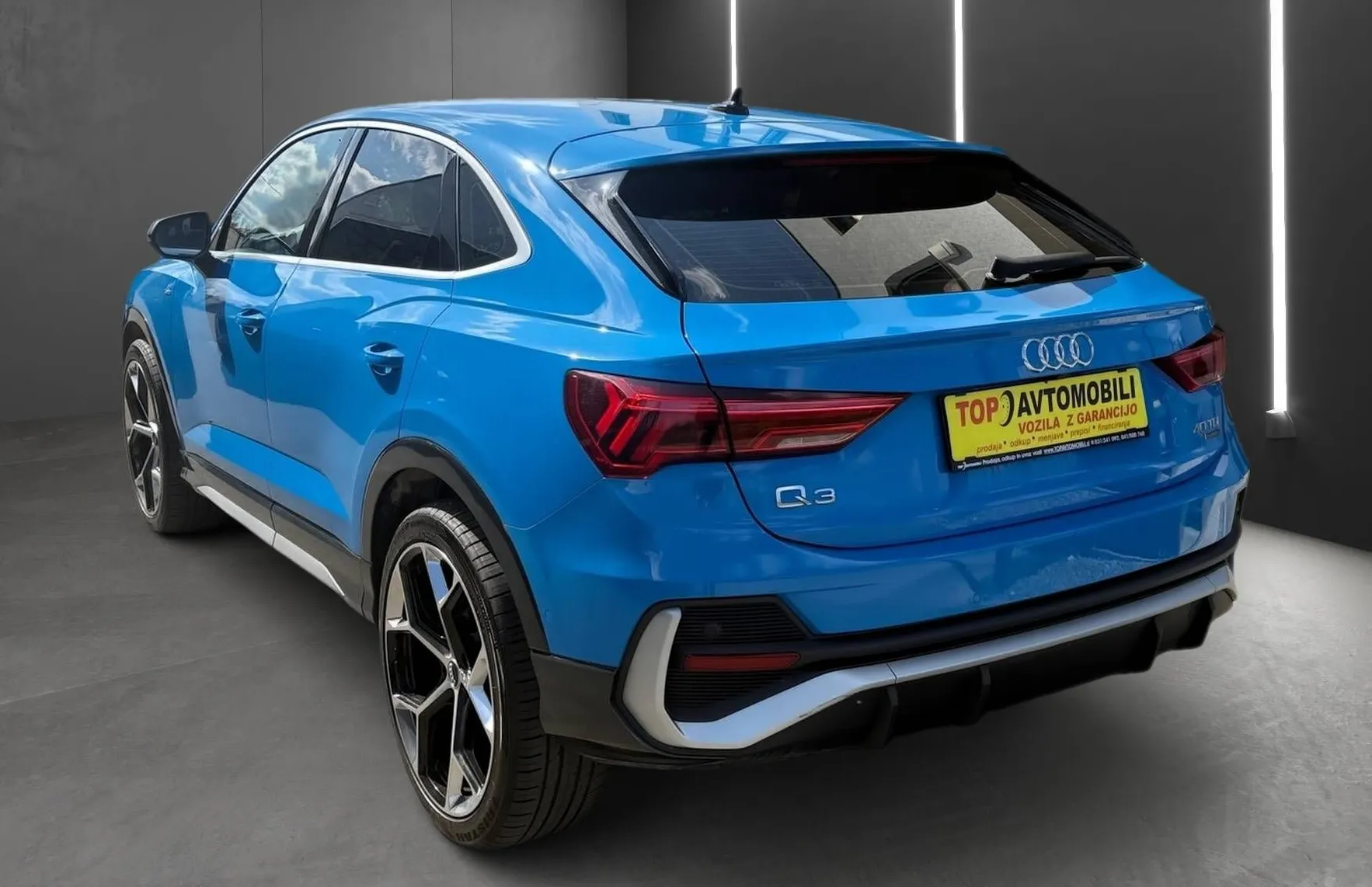 Zunanja slika - Audi Q3 - Sportback 40 TDI QUATTRO S LINE SPORT MATRIX NAVI PDC  KAM - 6