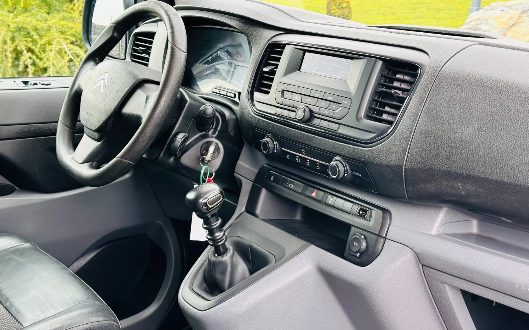 Zunanja slika - Citroën Jumpy - 2.0 HDI L2 - 11