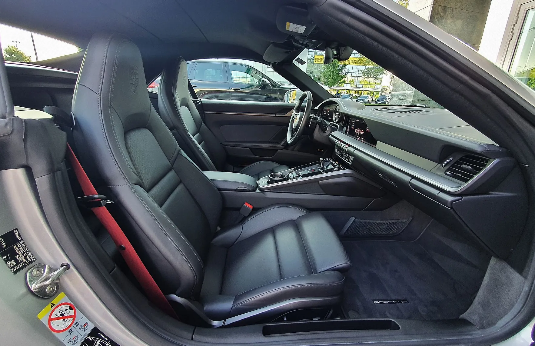 Zunanja slika - Porsche 911 Cabriolet - 3.0 CARRERA 4  PDK  HLAJENJE BOSE TEMP - 13