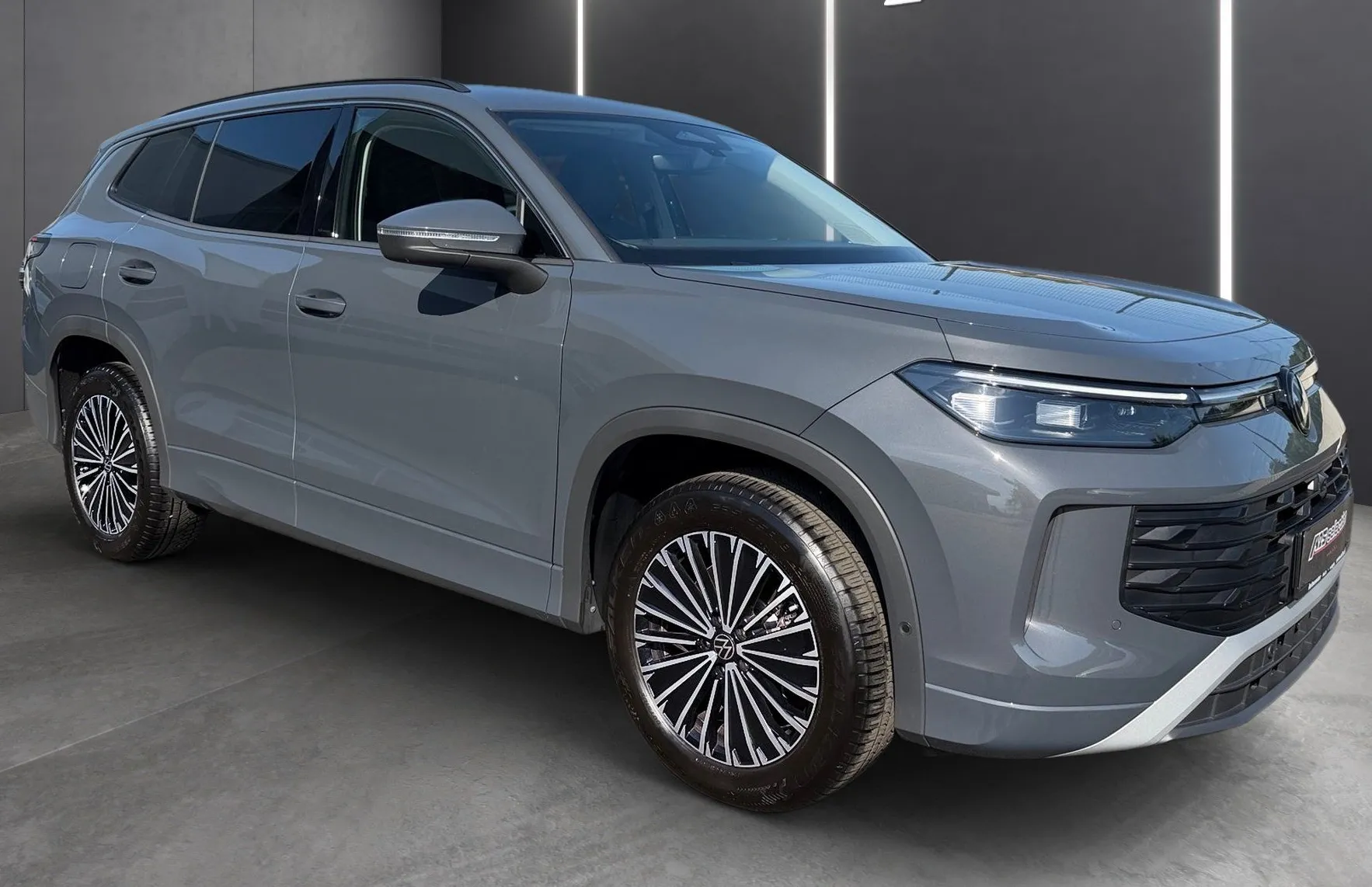 Zunanja slika - VW Tayron - 1.5 eTSI Life DSG 360 Kamera - Kljuka - 2