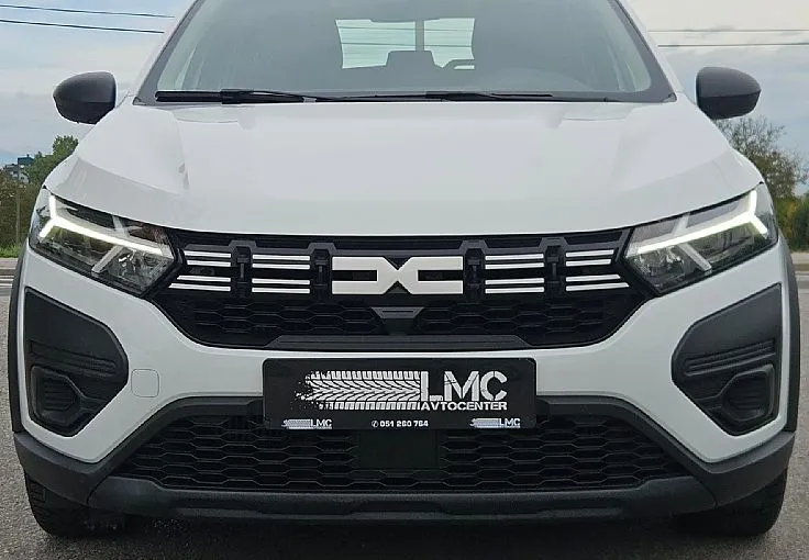 Zunanja slika - Dacia Jogger - 1.0 + °PLIN° 91ks °1.UPORABNIK° °FULL-LED° °PDC° - 2