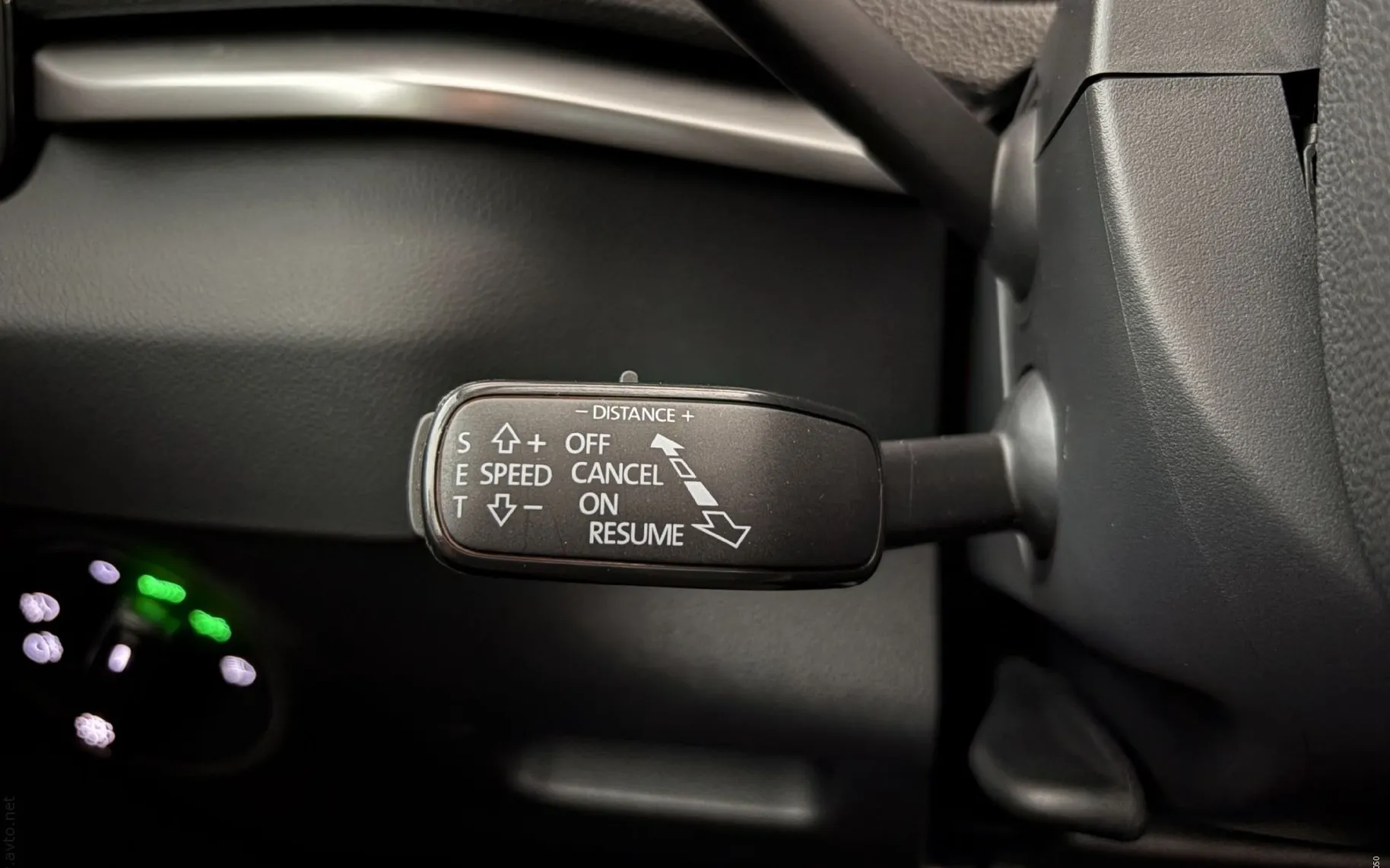 Notranja slika - Škoda Karoq - 2.0 TDI Edition|ACC|Kamera|Gretje|Navi|PDC|... - 10