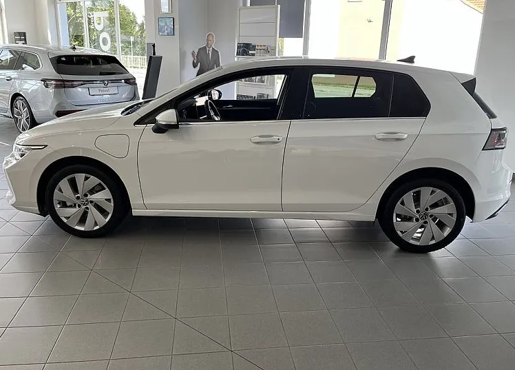 Zunanja slika - VW Golf - 1.5 eHybrid DSG Style 150kW - 204 KM - 2