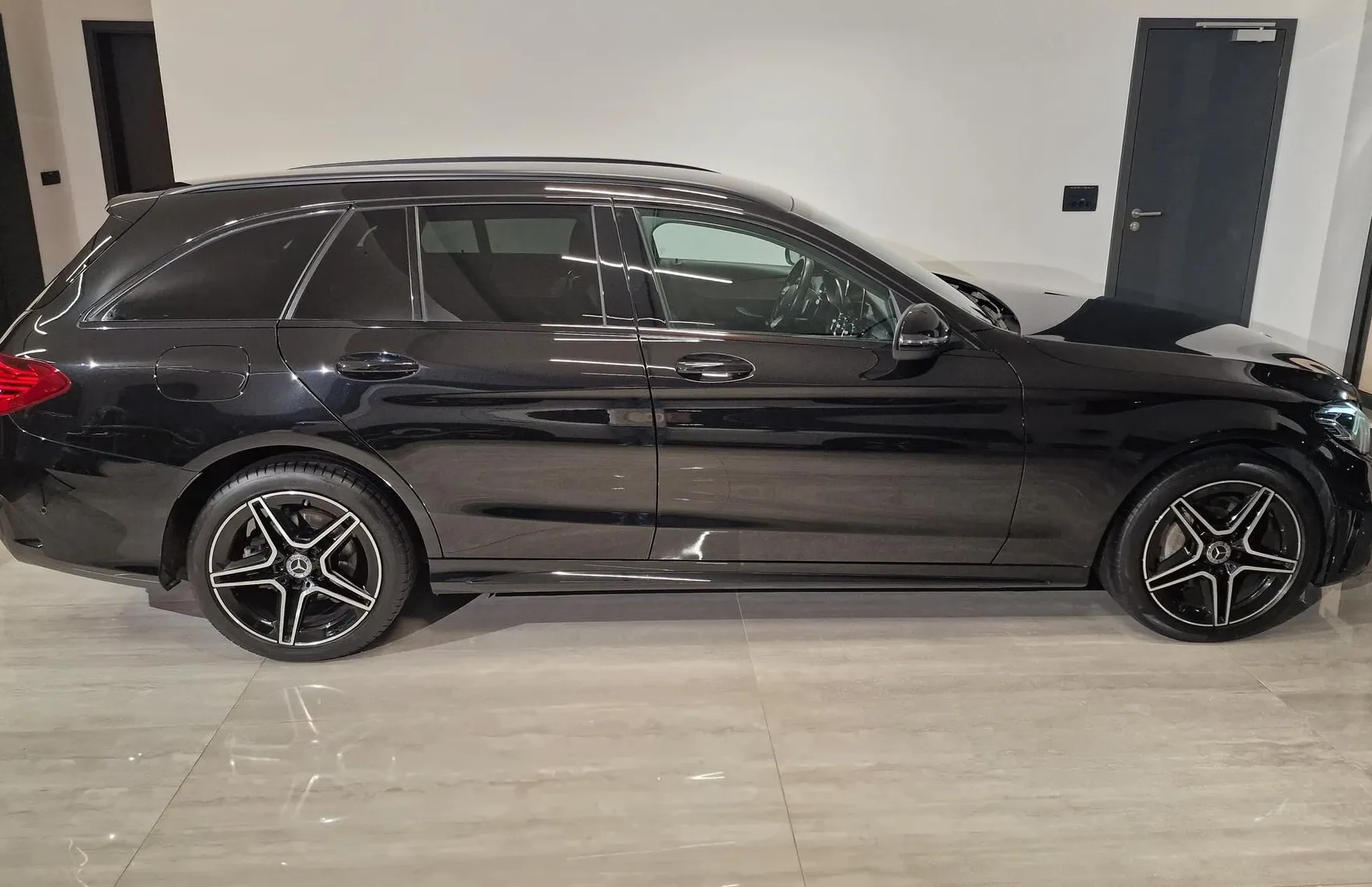 Zunanja slika - Mercedes-Benz C-Razred - C 220 d 4MATIC|AMG|VIRTUAL|KAMERA|ACC|FULL LED - 2