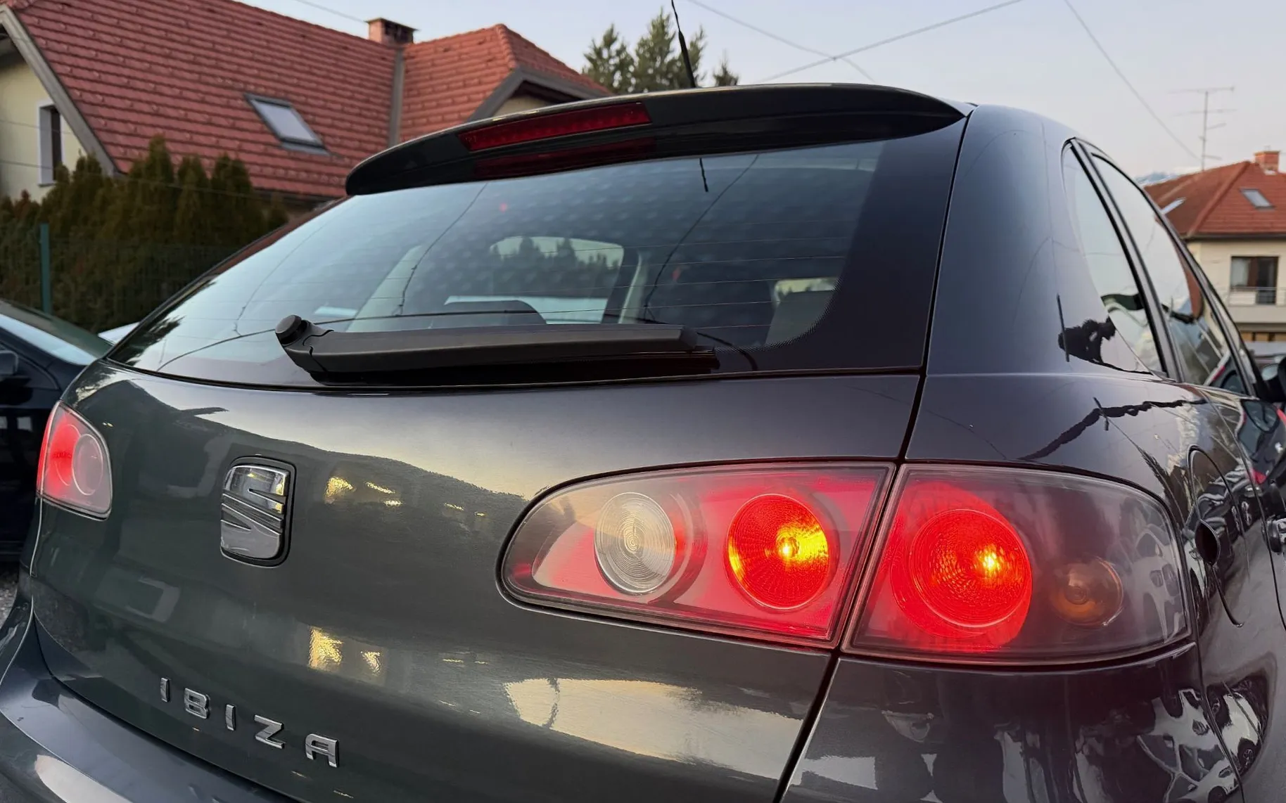 Zunanja slika - Seat Ibiza - 1.4 TDI STYLE 2.LASTNICA KLIMA ALU 16 - 11
