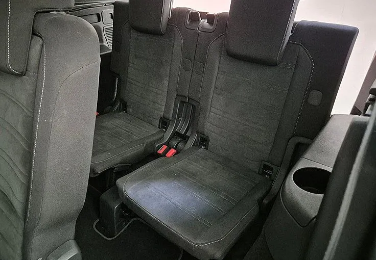 Zunanja slika - Volkswagen Touran - 2.0 TDI R-Line Edition DSG 7SED-LED-18COL-KAMERA - 10