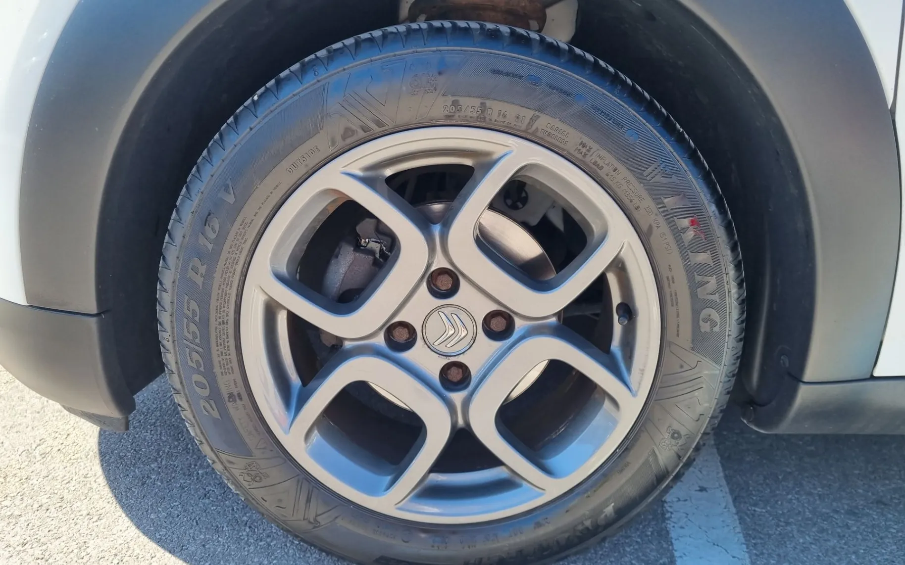 Zunanja slika - Citroën C4 - Cactus 1.6 HDi - SLOVENSKO POREKLO - POTRJENA SERVISNA - 13