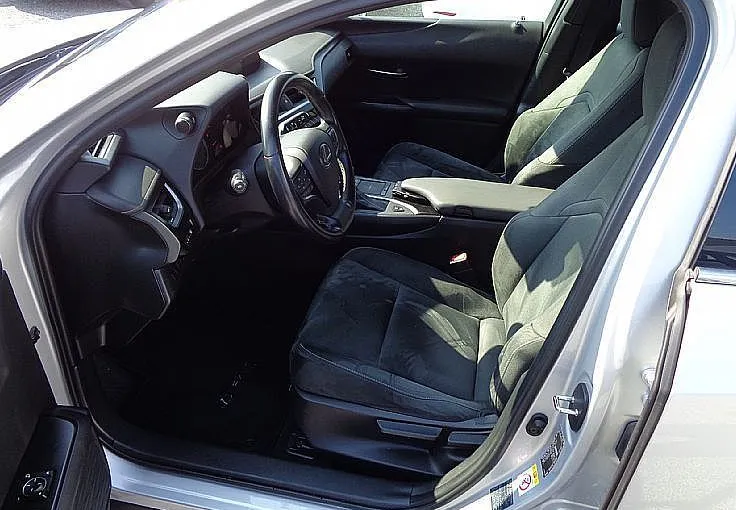 Zunanja slika - Lexus UX - 250h HYBRID - samo 68.299 kilometrov - 5
