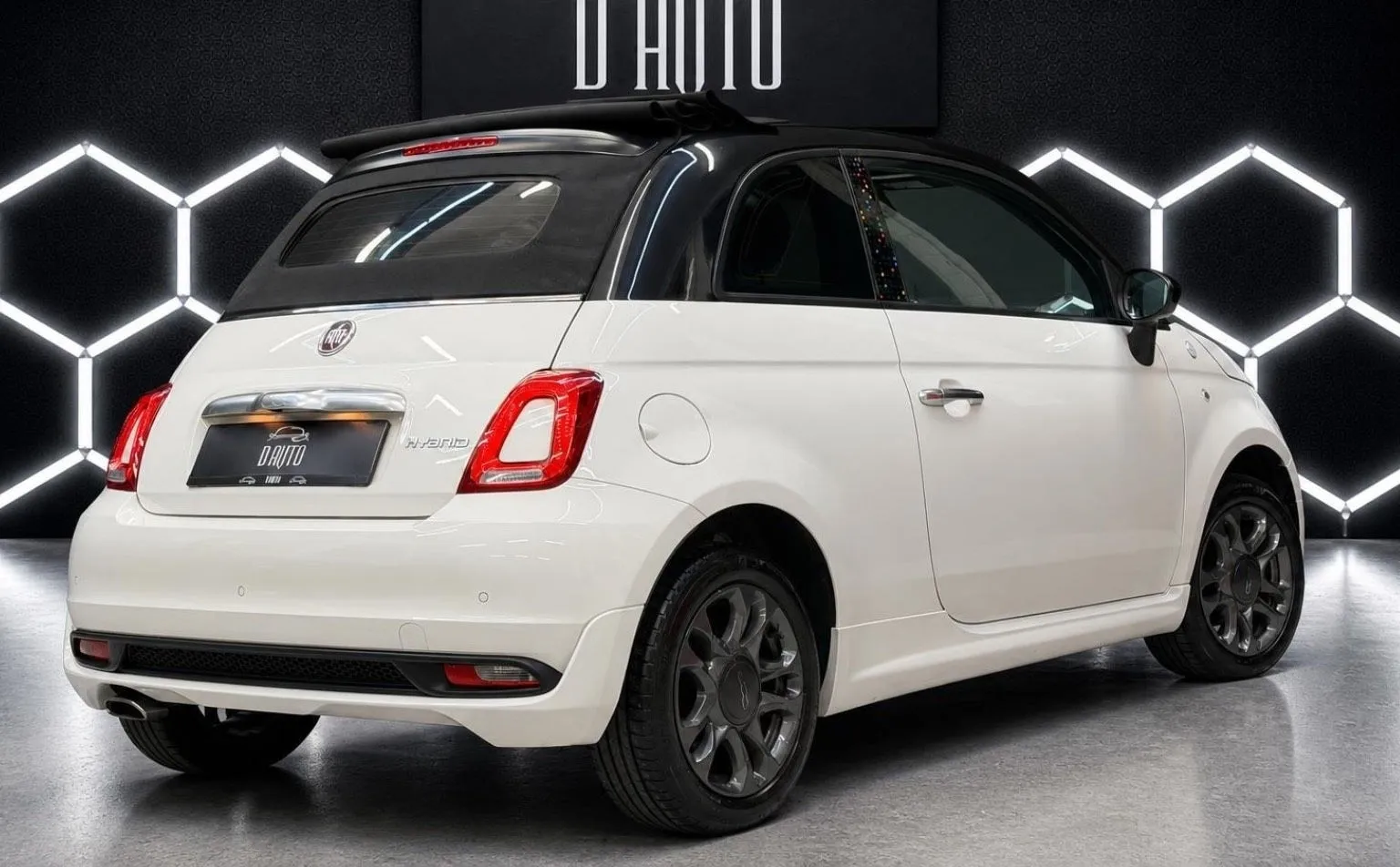 Notranja slika - Fiat 500C - 1.0 GSE BSG Sport Hey Google MHEV|VIRTUAL|NAVI - 8