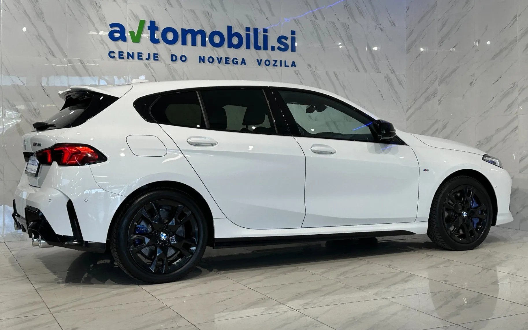 Zunanja slika - BMW serija 1: - M135 xDrive |360K|ACC|HUD|Harman|Gretje|KeyGo| - 5