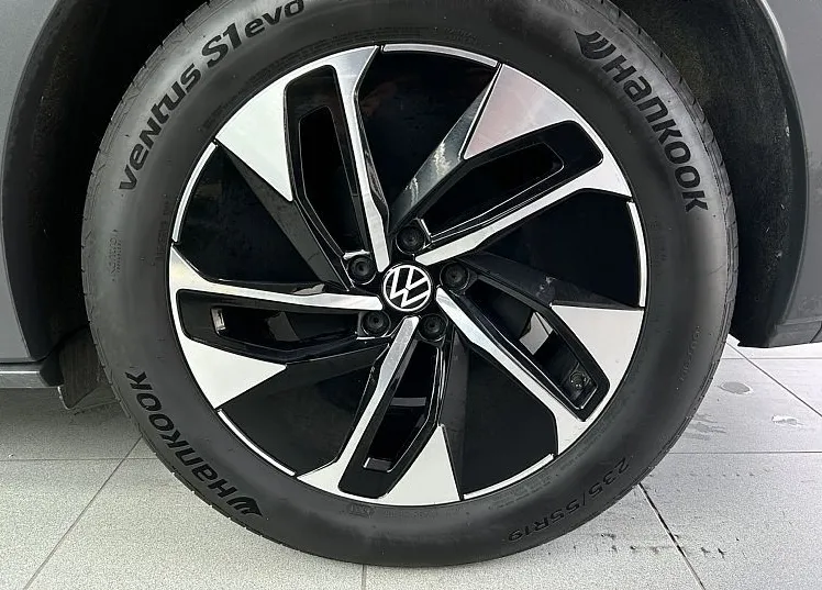 Zunanja slika - VW ID.4 - 52 kWh   109 kW PURE - SLO - 12