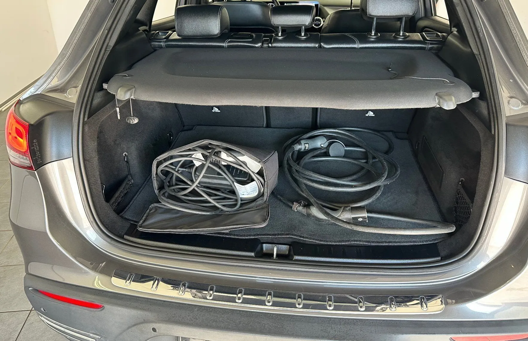 Zunanja slika - Mercedes-Benz EQA - 250 Progressive.KAMERA.NAVI.LED.USNJE.78.000 KM - 6