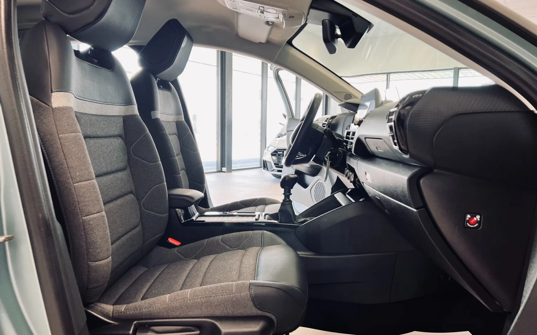 Zunanja slika - Citroën C4 - 1,2 PureTech 130 Feel - 9