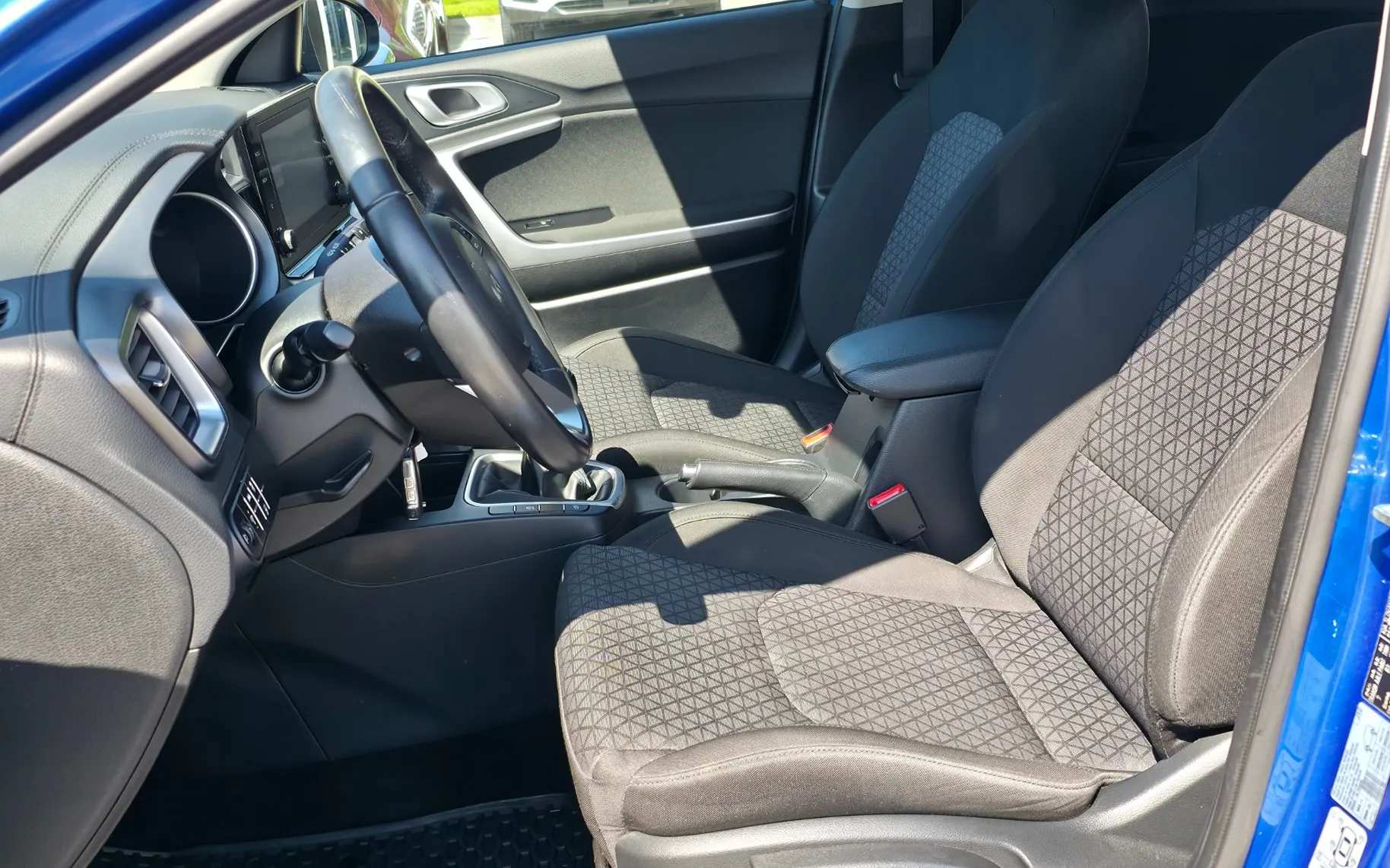 Zunanja slika - KIA Ceed - 1,0 T-GDI GT-Line ISG - 7