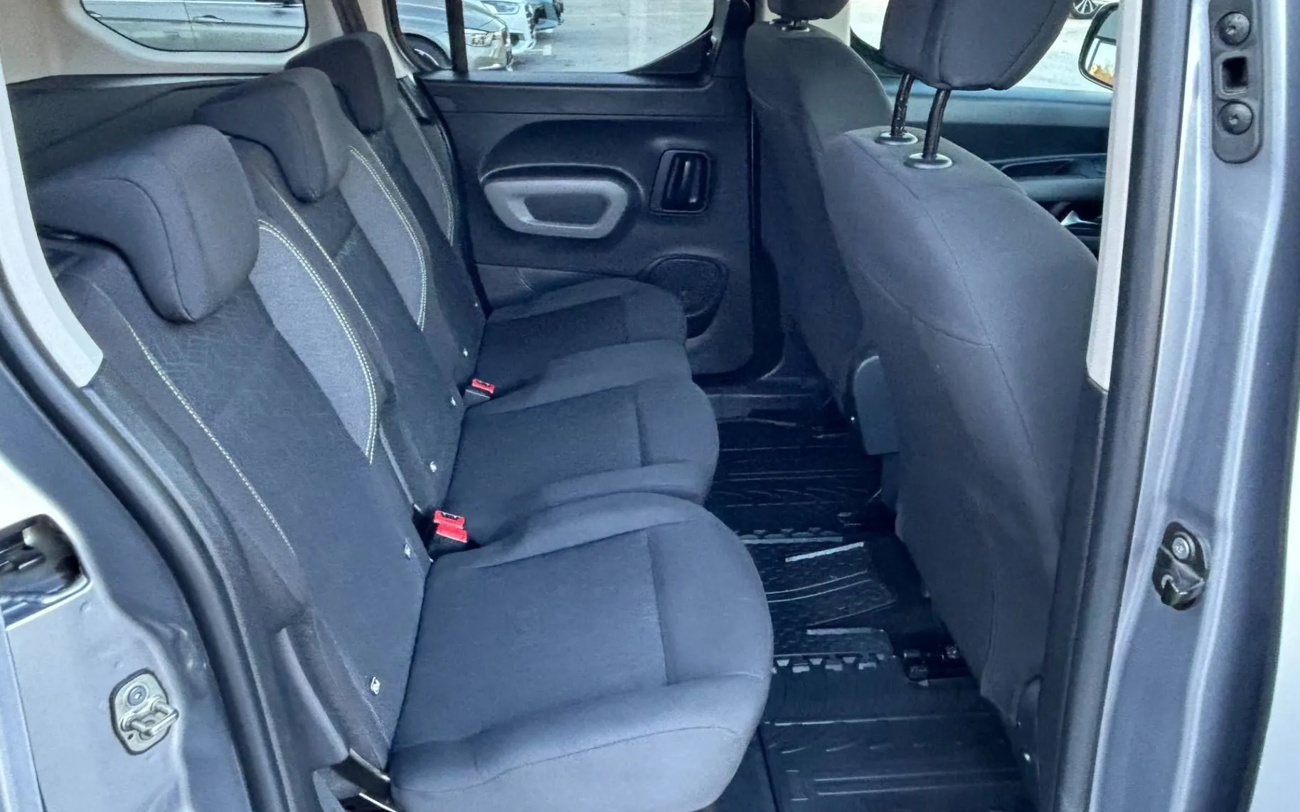 Zunanja slika - Peugeot Rifter - 1.5 BLUEHDI 100 L1 ACTIVE - 9