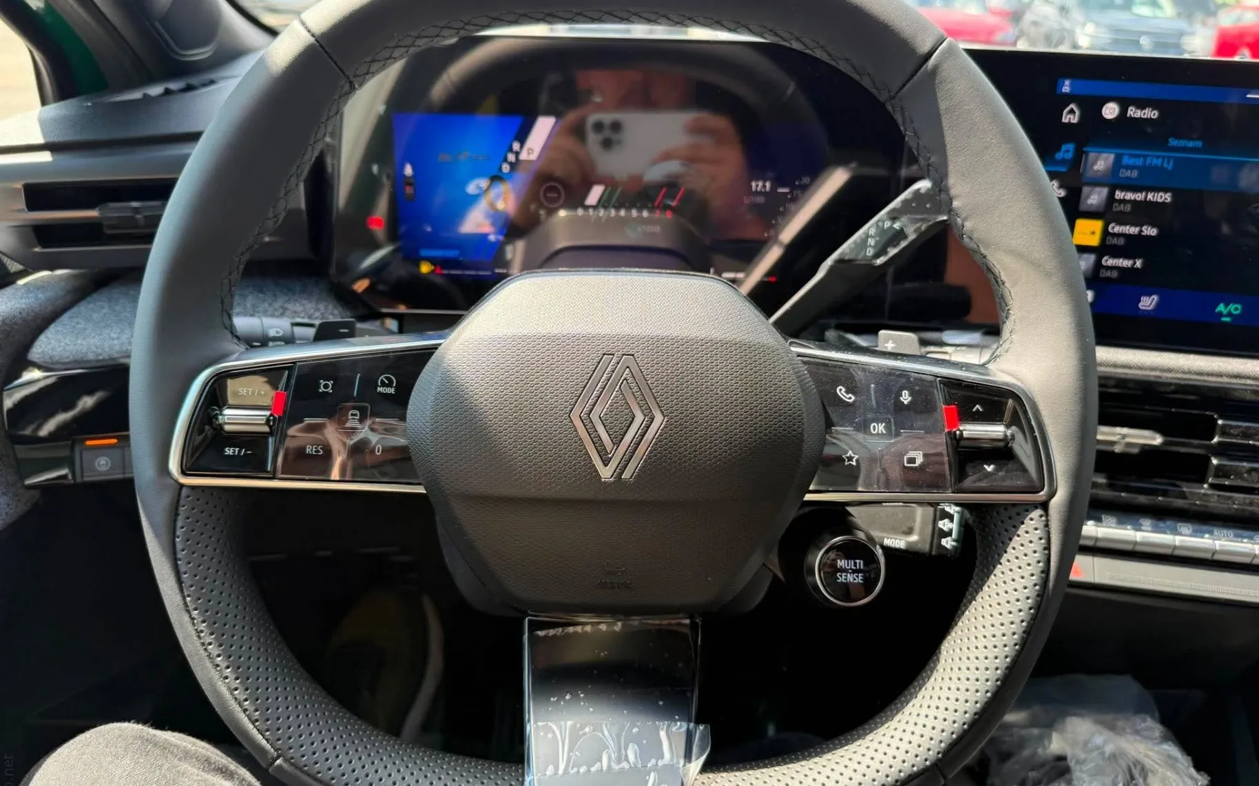 Zunanja slika - Renault Clio - TCe 115 Techno EDC - 9