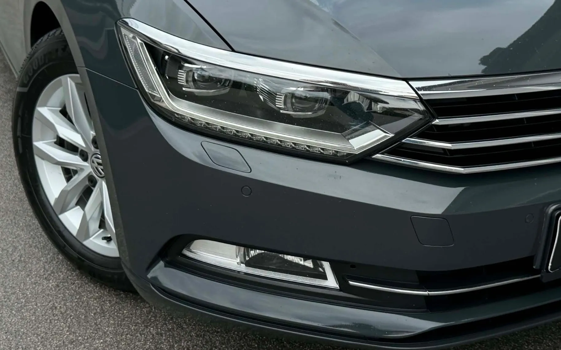 Notranja slika - VW Passat - 2.0 TDI-H LINE-VIRTUAL-FUL LED-LIZING ZA TUJCE- - 8