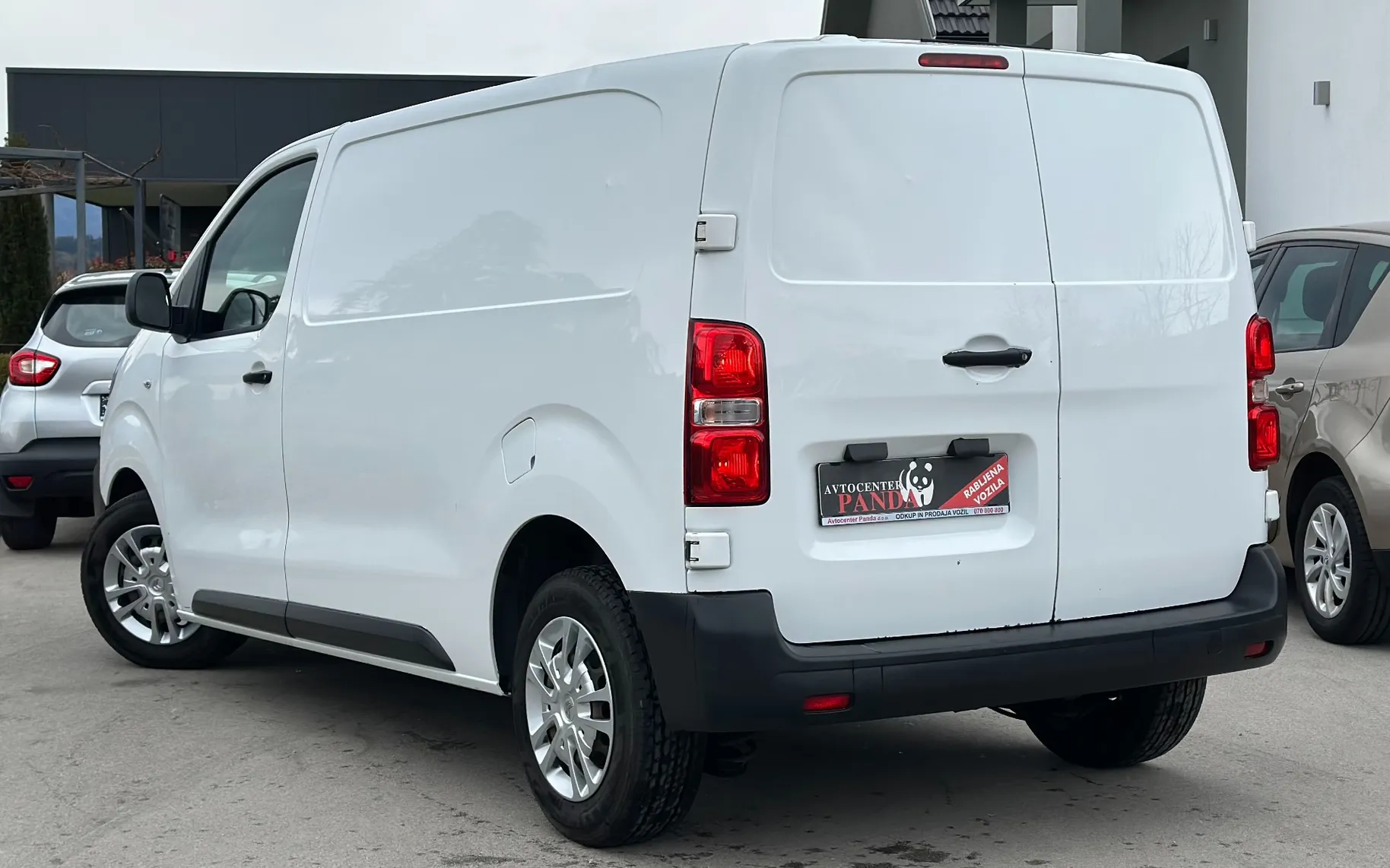Zunanja slika - Citroën Jumpy - 2.0 HDI L2 - 3