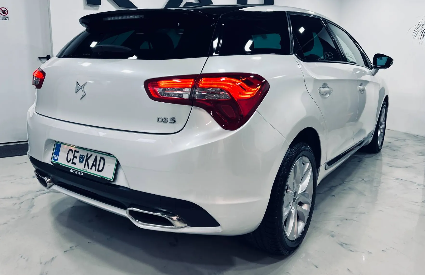 Zunanja slika - Citroën DS5 - 2.0HDI -PERLA-PANORAMA-ALU17 - 5