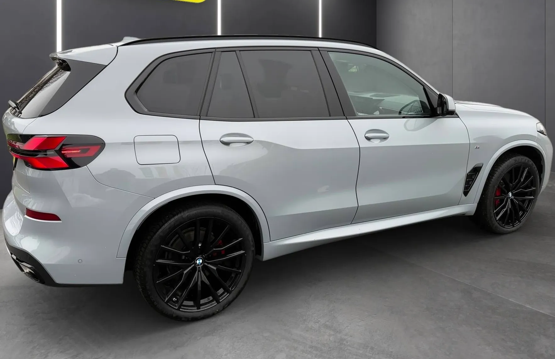 Zunanja slika - BMW X5 - serija :  xDrive30d Avt. FULL LED 360 KAM HEAD UP. - 7