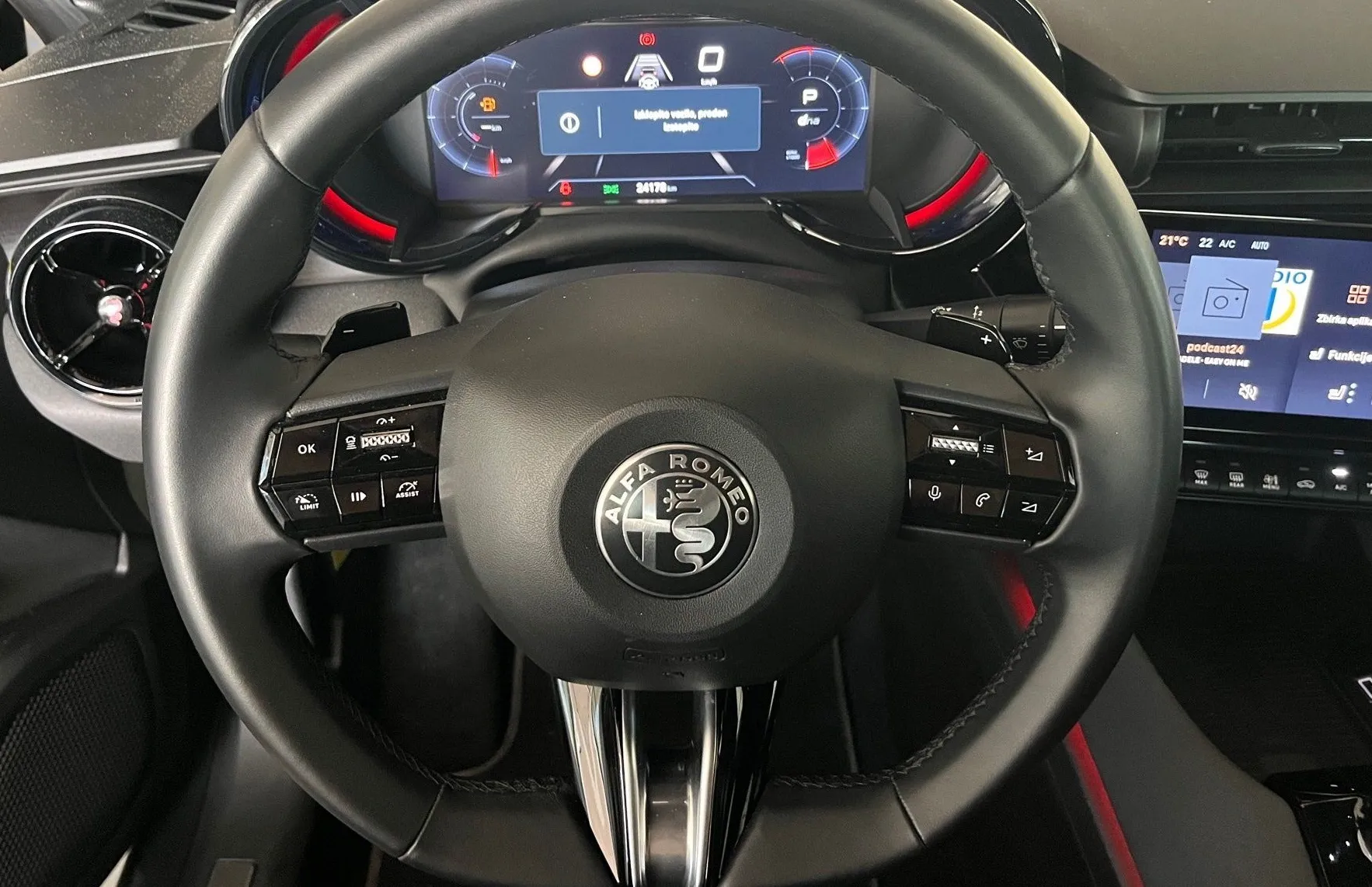 Zunanja slika - Alfa Romeo Junior - 1.2 E-DCT6 MHEV 145 5V SPECIALE - 8