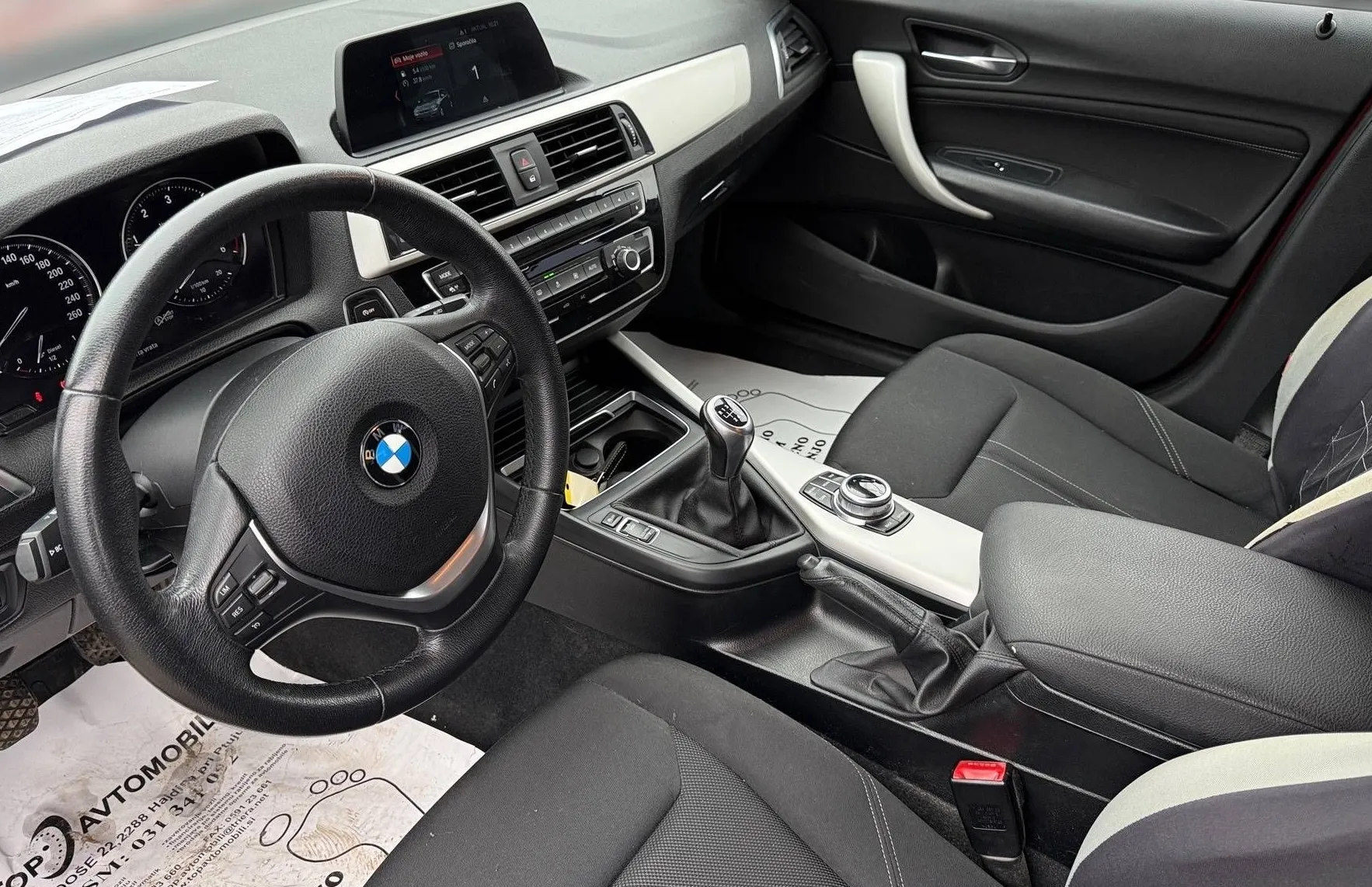 Zunanja slika - BMW Serija 1 - : 118d xDrive LED PDC NAVI TEMPOMAT TOP... - 11