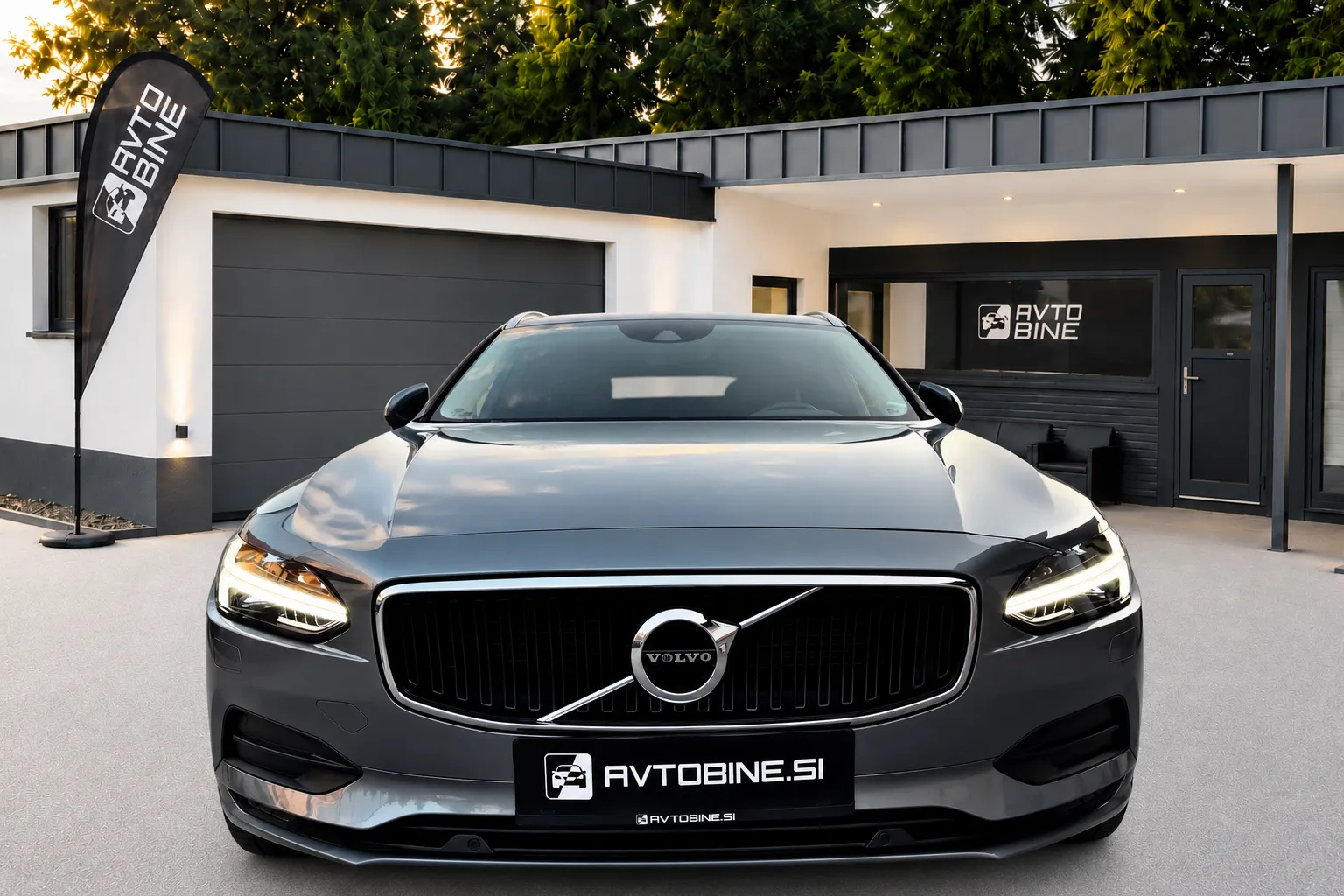 Zunanja slika - Volvo V90 - D4•AVT•ACC•PILOT•LED•NAVI•ODLIČEN - 2