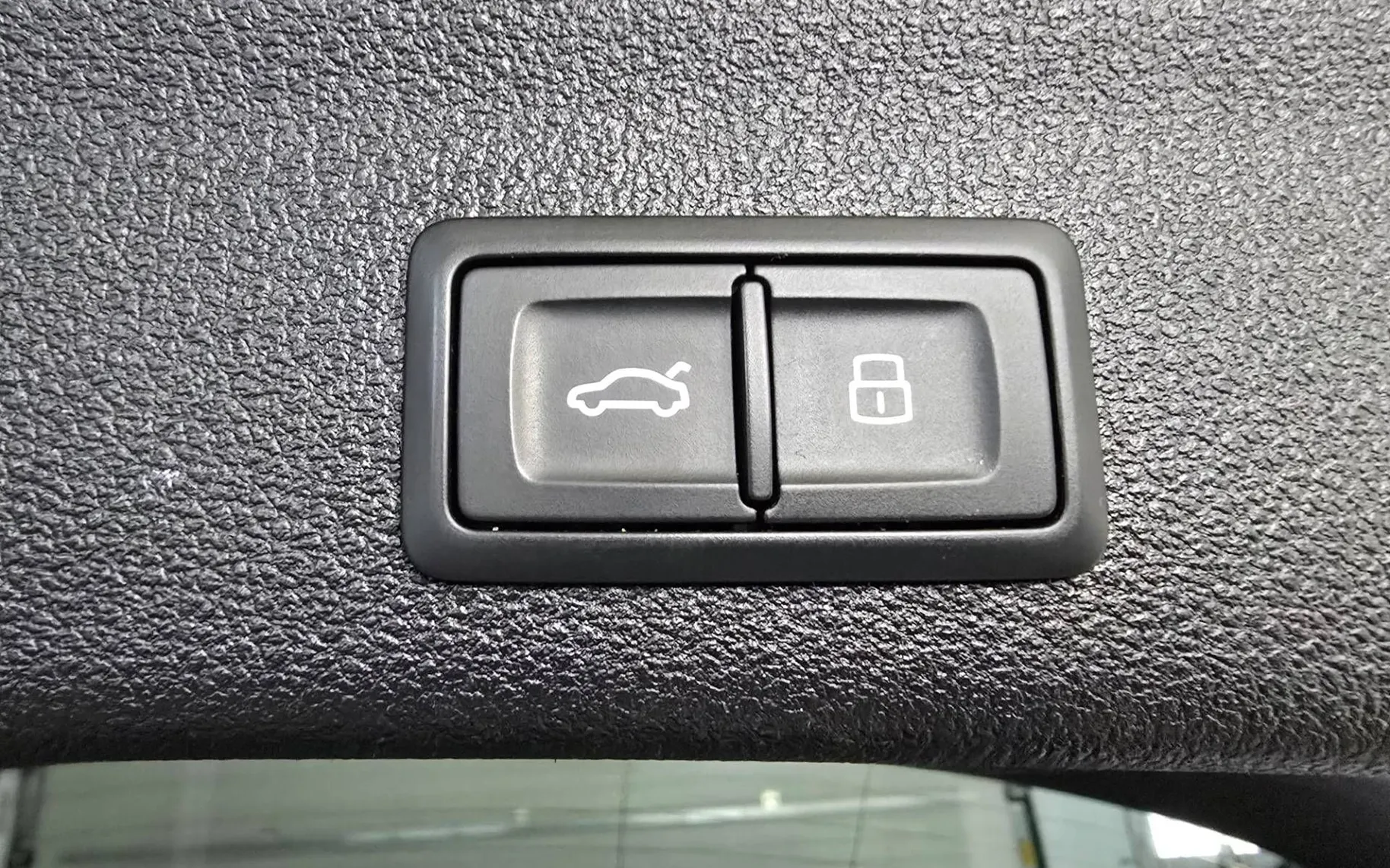 Notranja slika - Audi A6 Avant - 40 TDI Design S tronic - LED.usnje.kamera.navi.ACC - 20