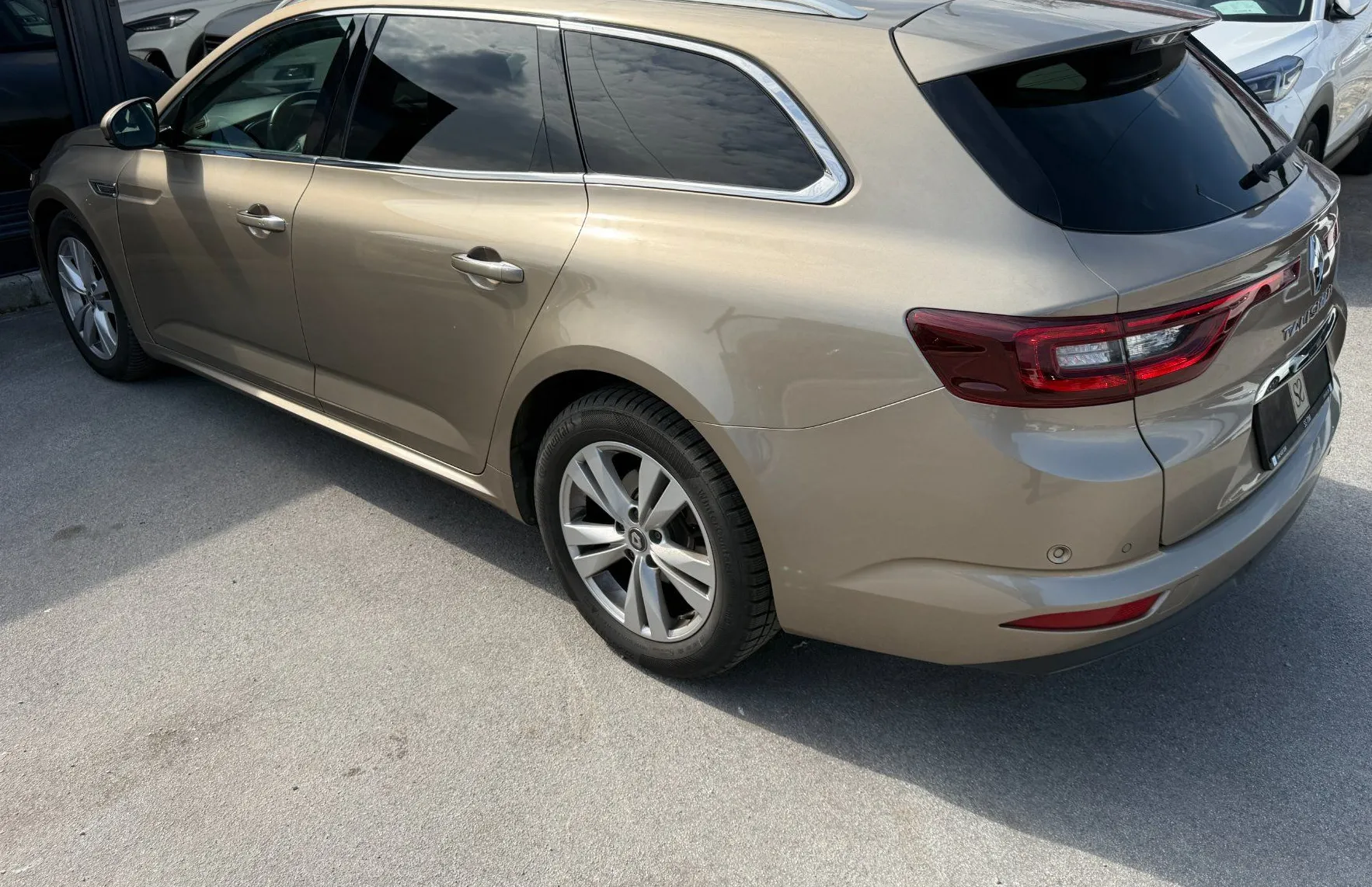 Zunanja slika - Renault Talisman - dCi 110 FullLED-Masaža-NAVI-Kamera-BOSE-Ambient-BE - 7