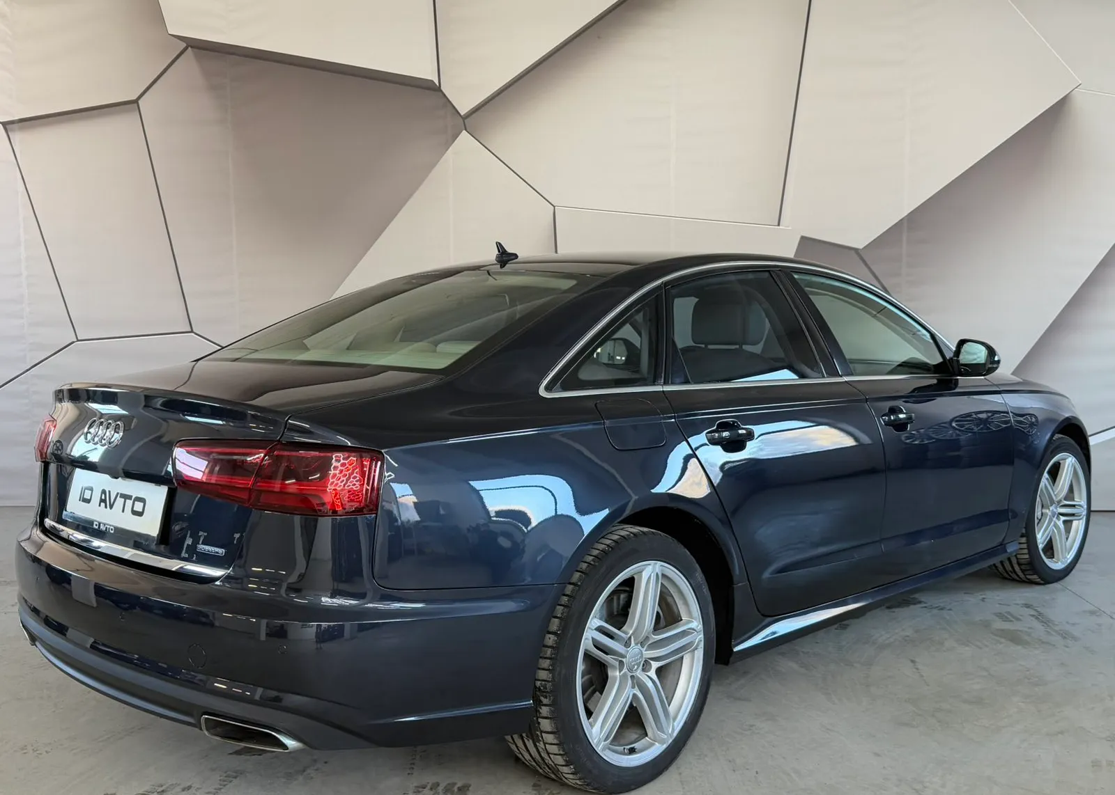Zunanja slika - Audi A6 - 3,0 TDI Q AUT. - 2
