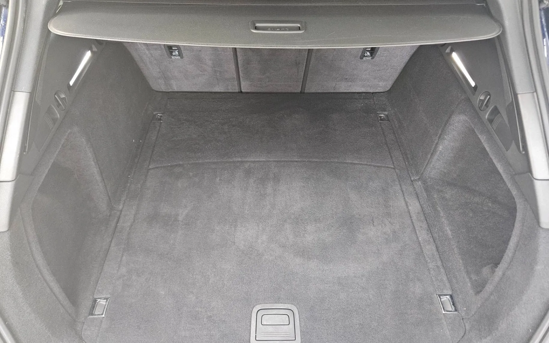 Notranja slika - Audi A4 Avant - 35 TDI S tronic - 10
