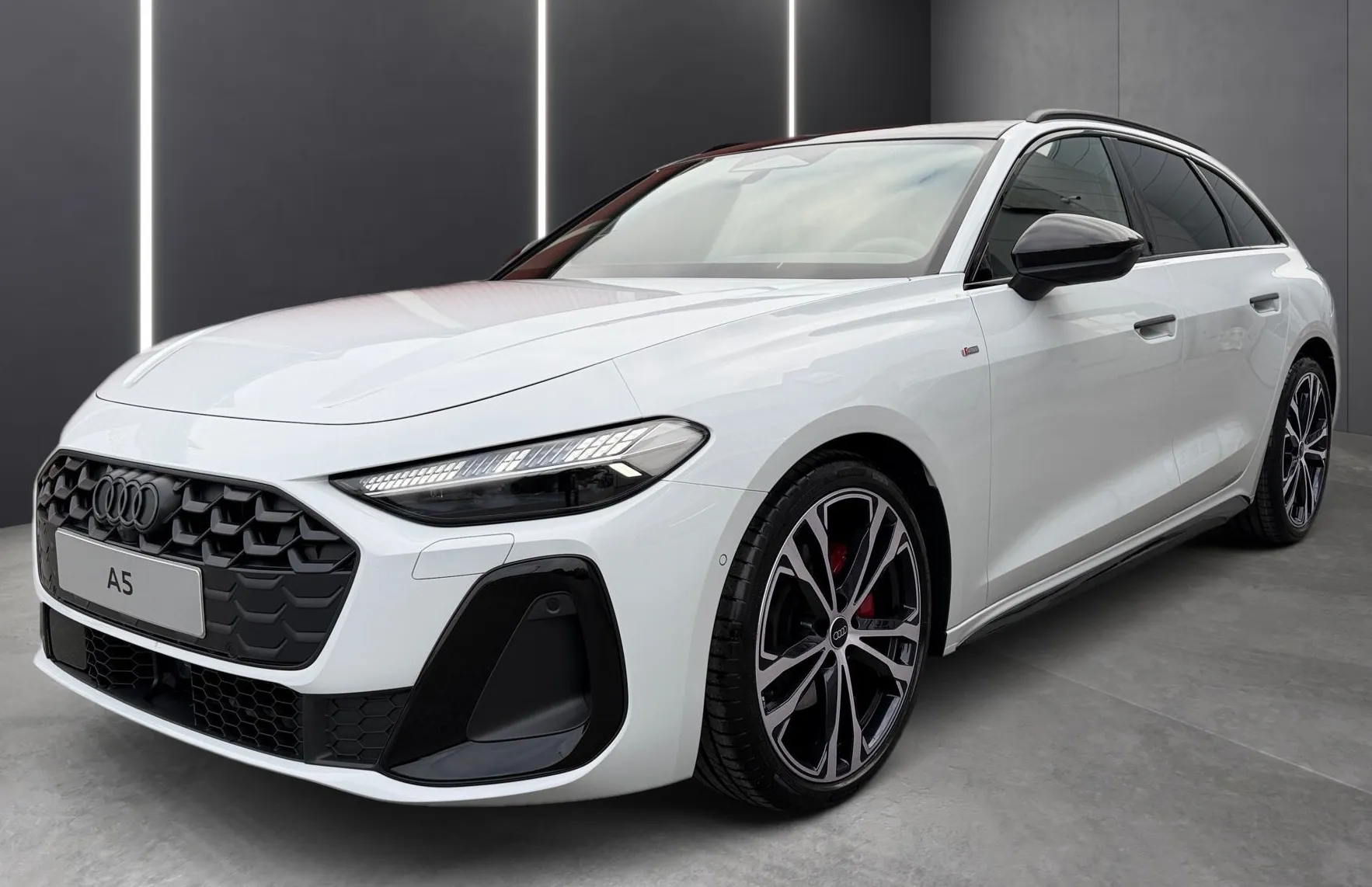 Zunanja slika - Audi A5 - Avant TFSI quattro 150kW S tronic - 1