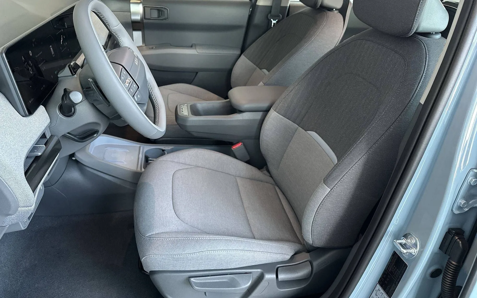 Notranja slika - KIA EV3 - STAR 58.3 kWh baterija - 10